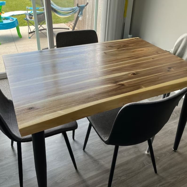 Minimalist Teak Live Edge Dining Table - UMBUZÖ