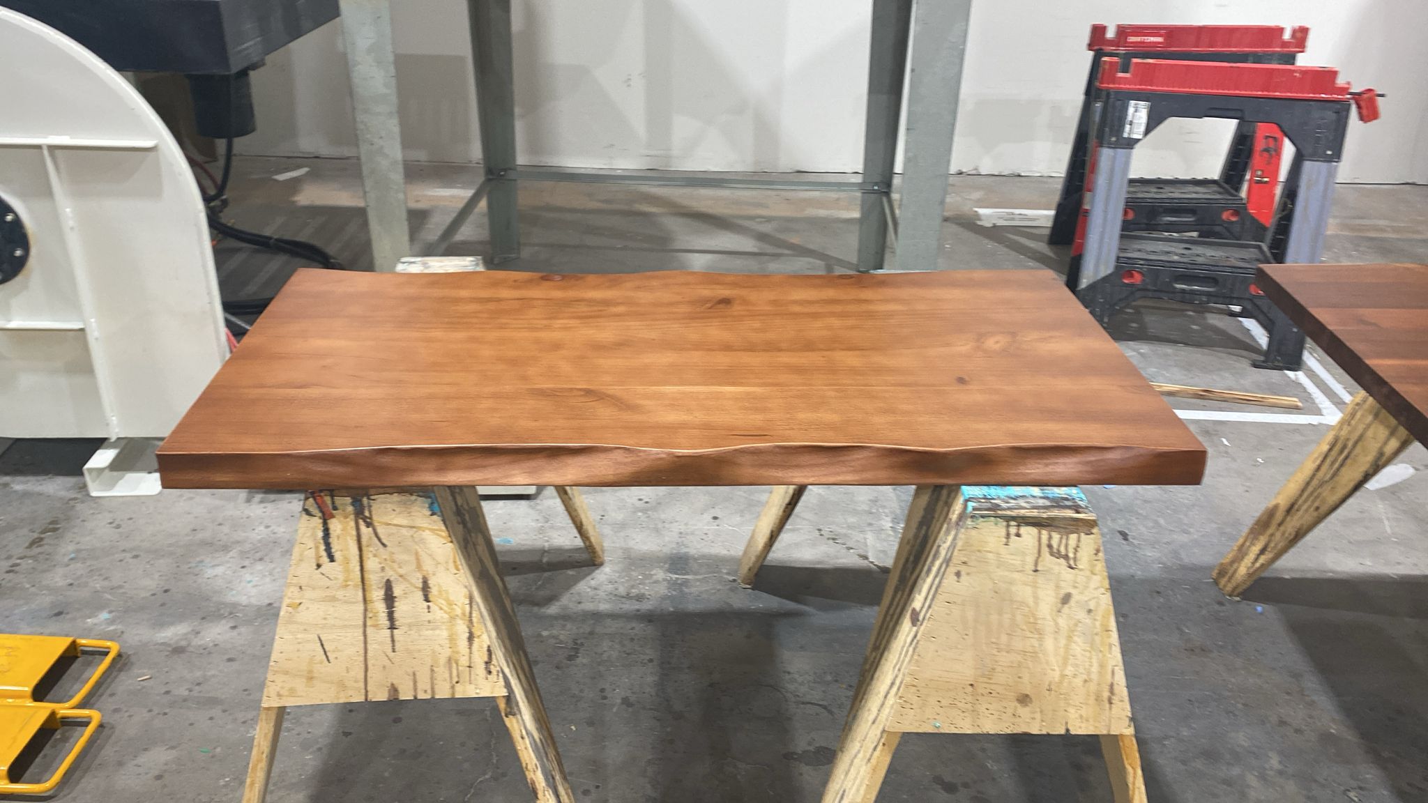 Modern Wood Dining Table - UMBUZÖ